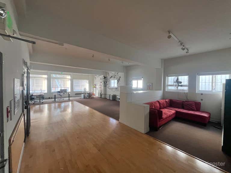  Creative Loft in Historic Building 