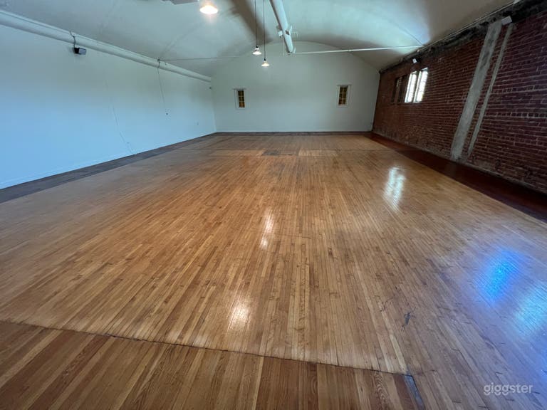  Creative Home Studio 