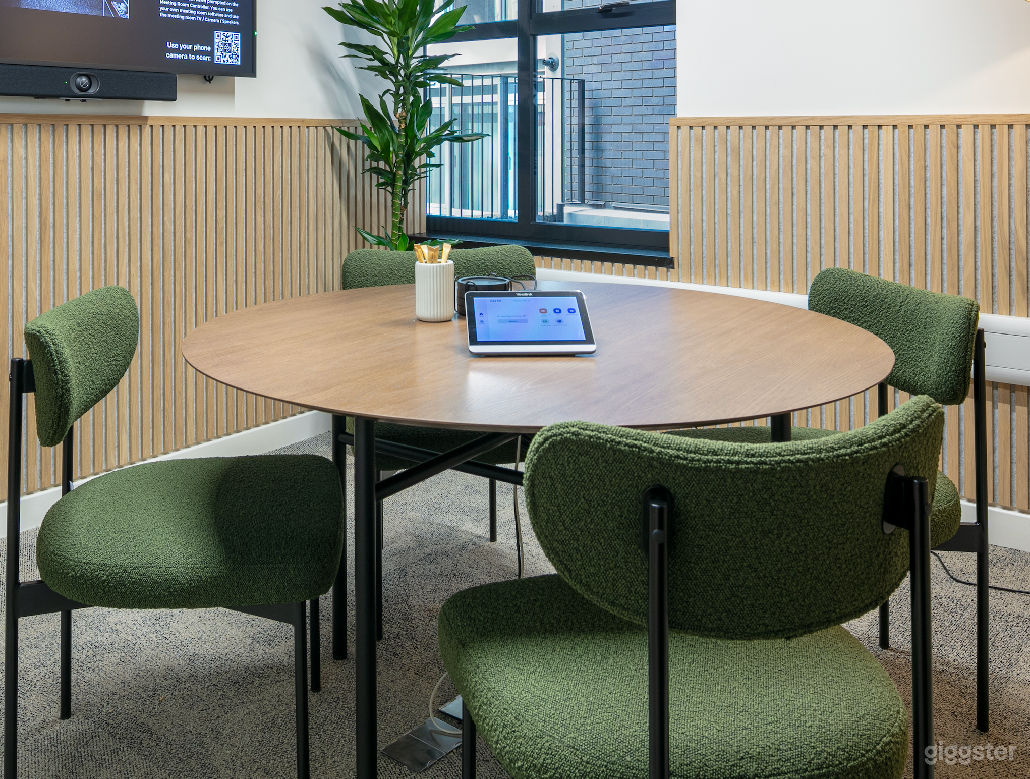 The Vault Room for 4 Persons Photo 3