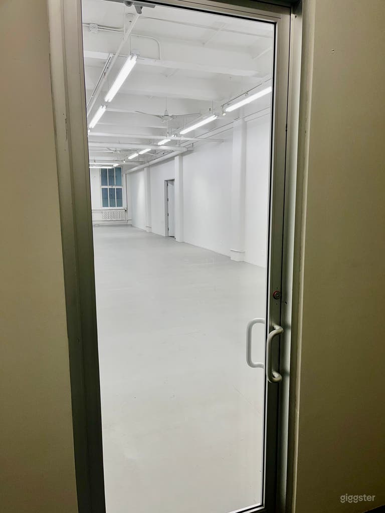  Artistic Space in Chelsea NY 