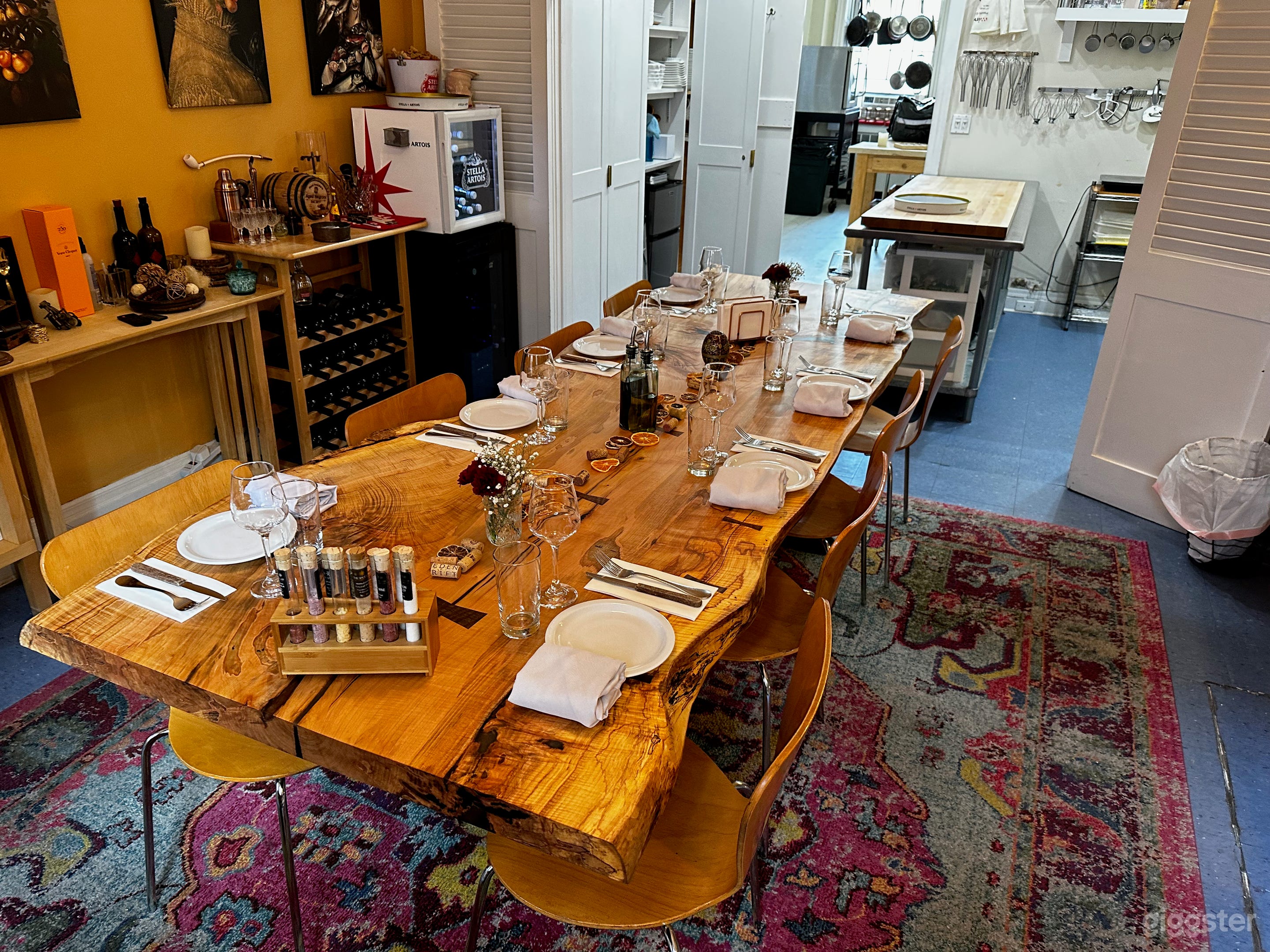 Village Kitchen Studio Photo 1