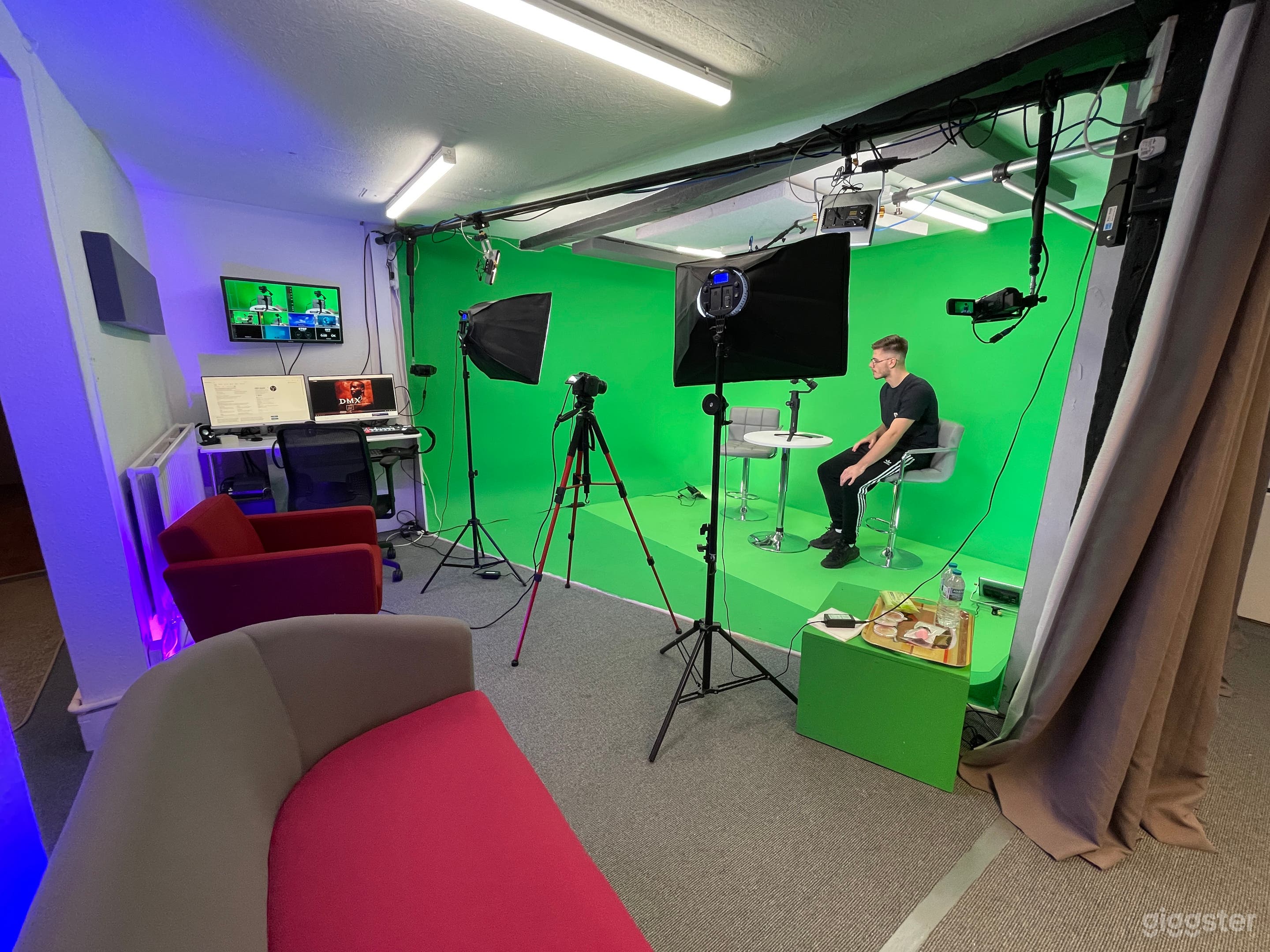 Green Screen Space Photo 4