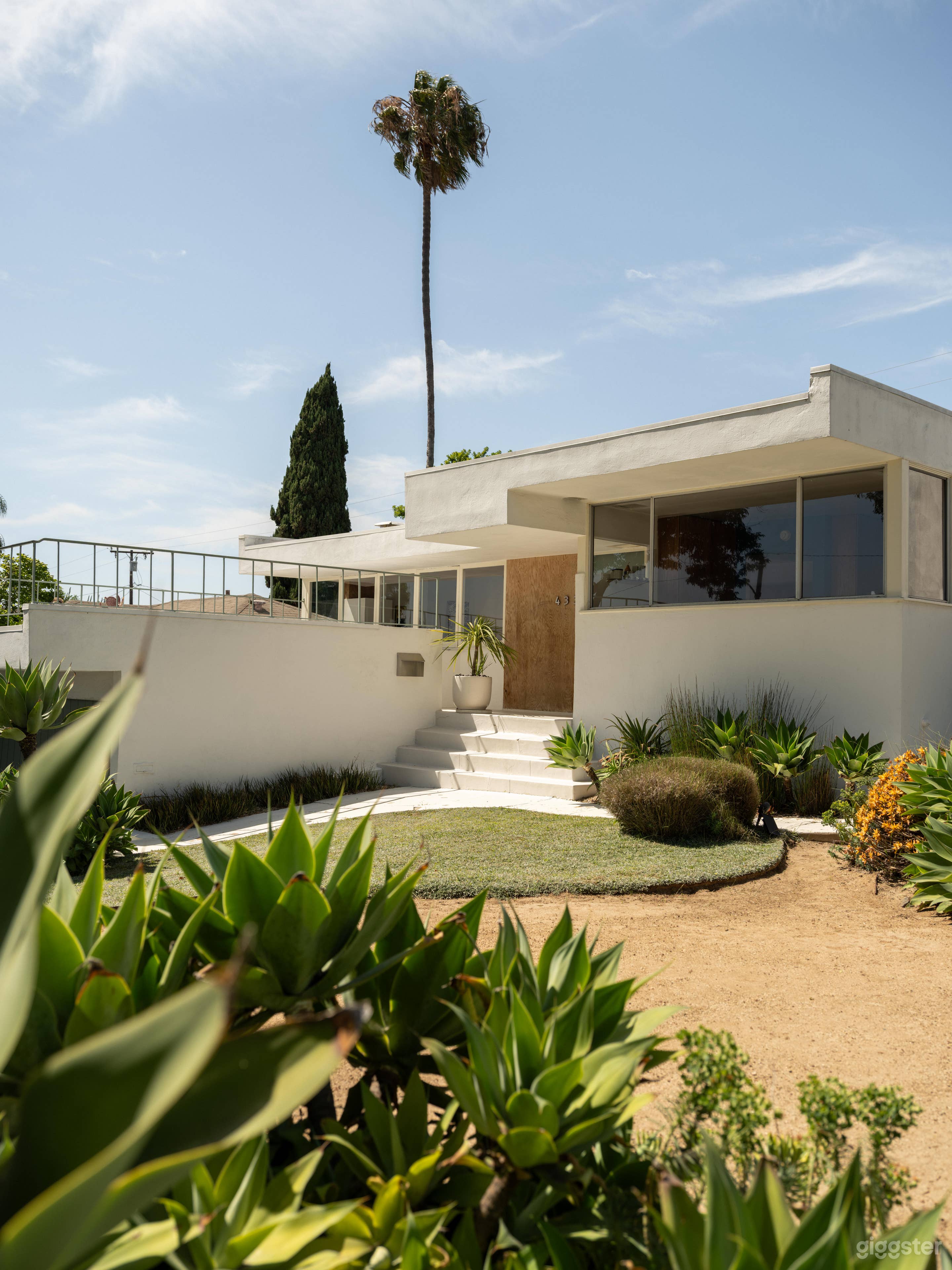 Special Intimate Events at Schindler Spec House Photo 3
