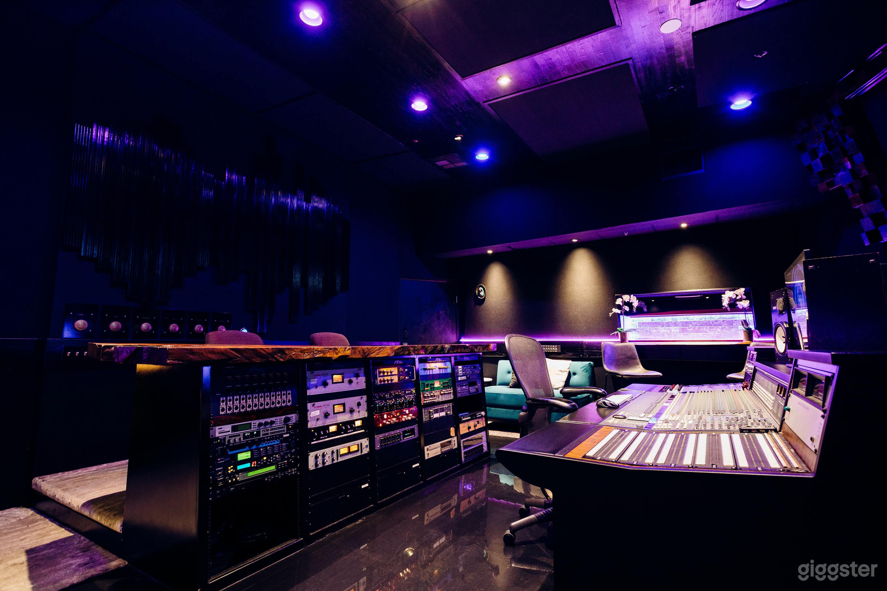 Award Winning Recording Studio || LA Photo 1