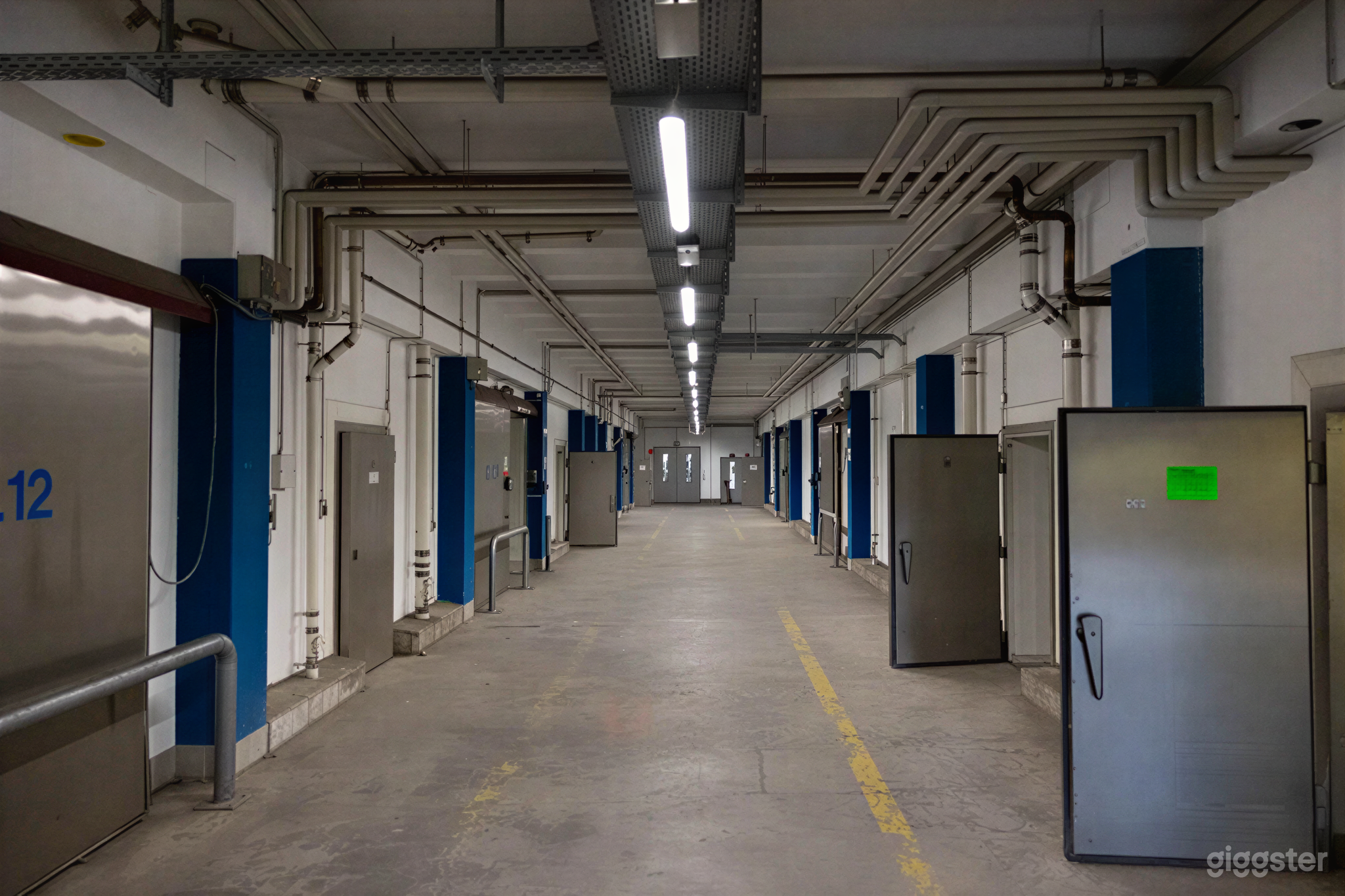 Industrial Complex I Halls I Outdoor Areas I Workshop I Corridors Foto 2