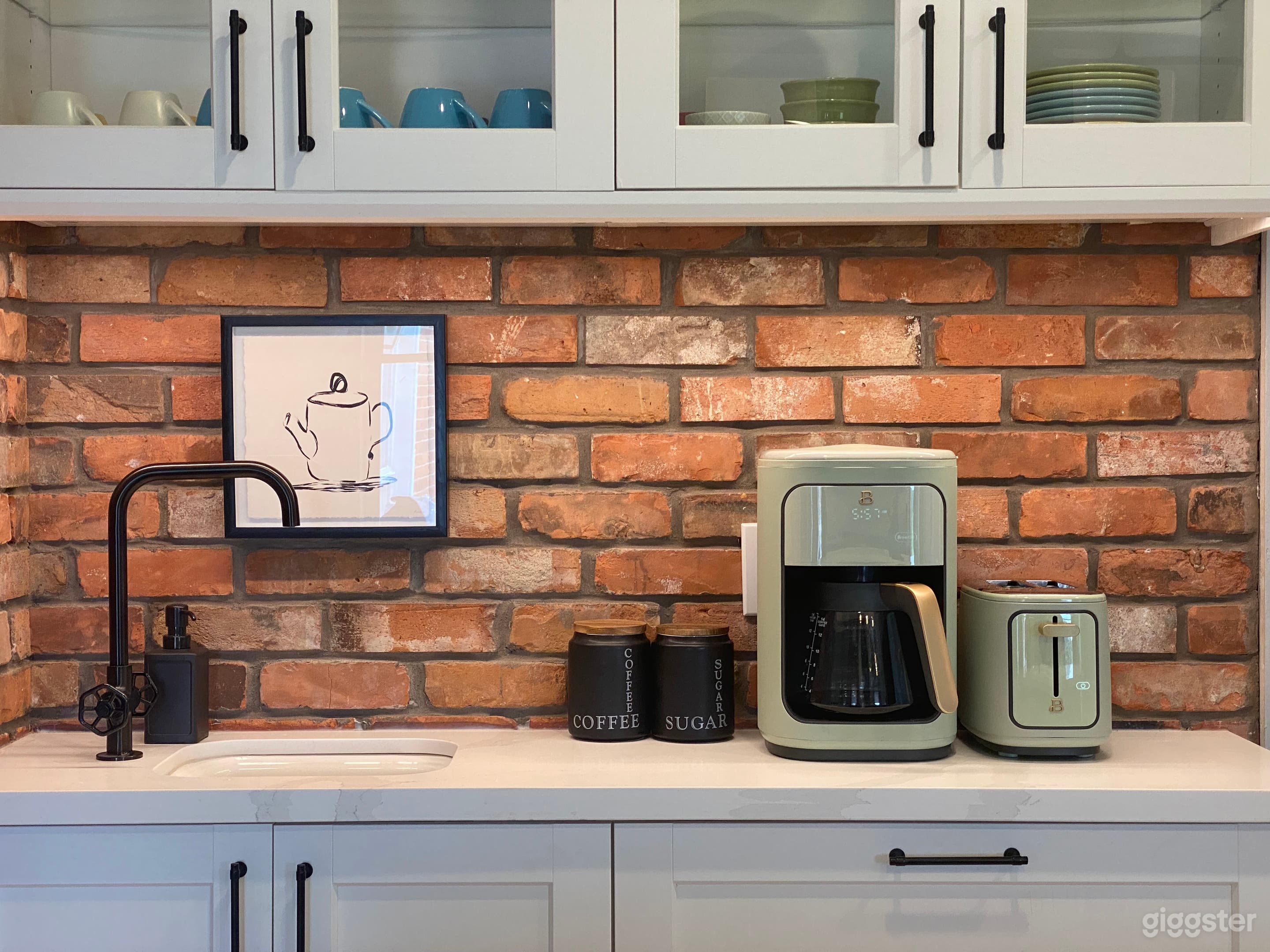 Luxury Meets Rustic: Farmhouse, Barns &amp; Animals Photo 1