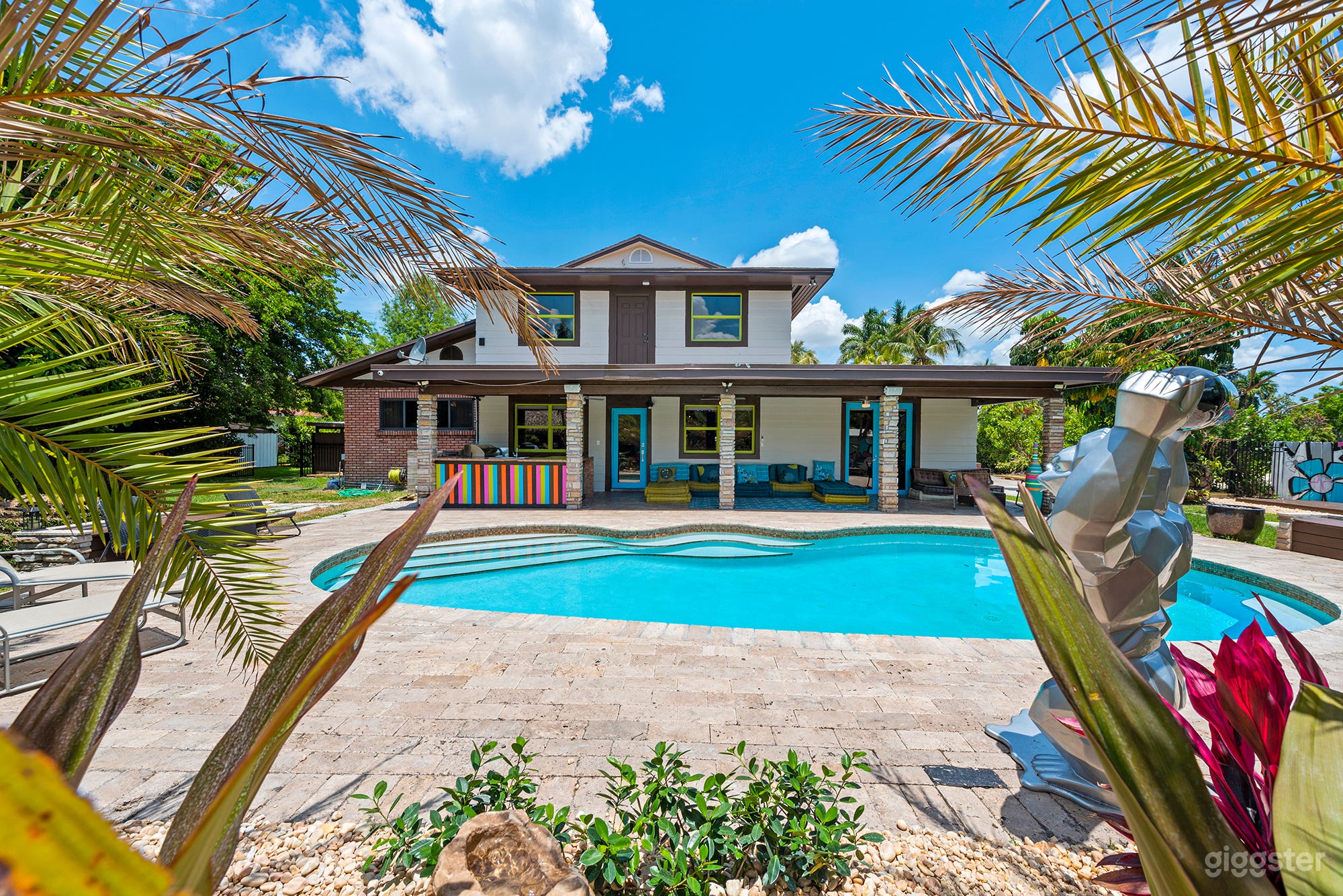 Tropical Oasis pool shot.