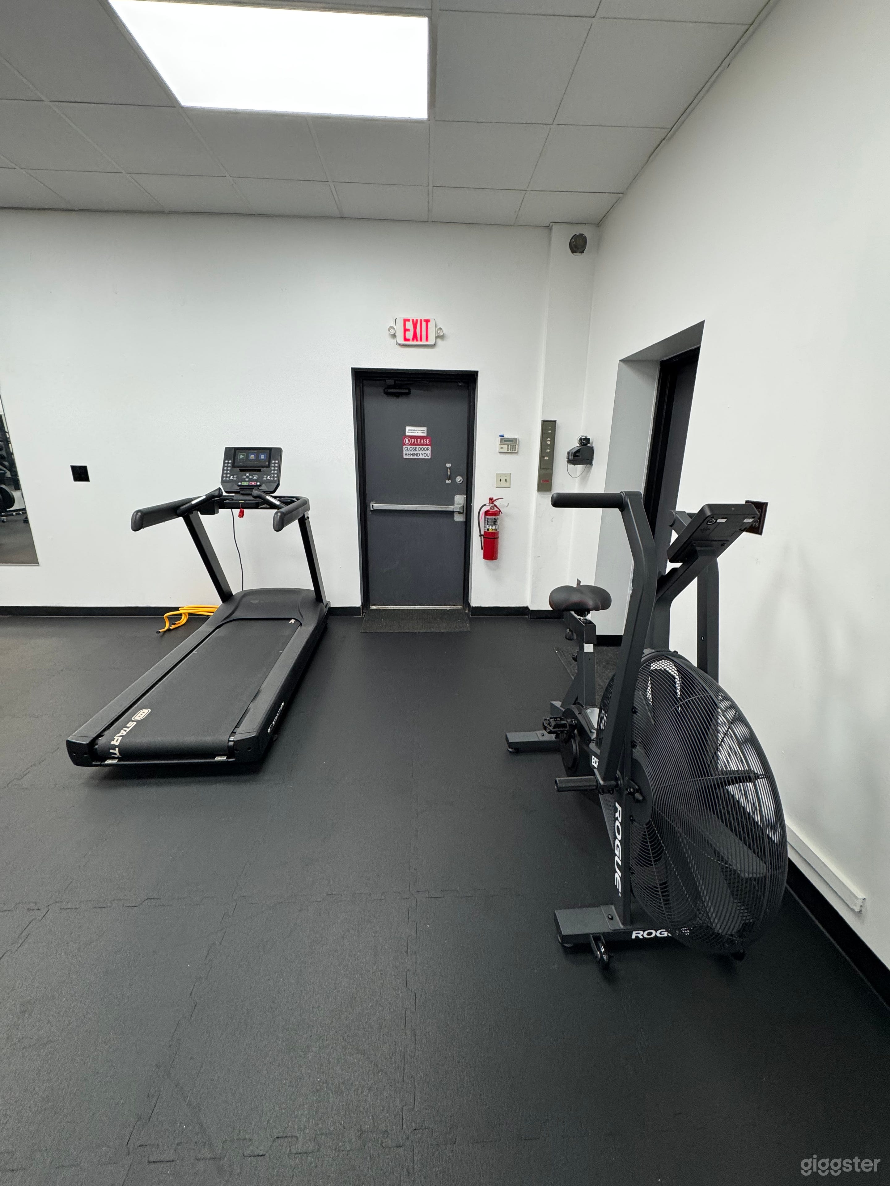 Private Strength Training Gym Photo 3