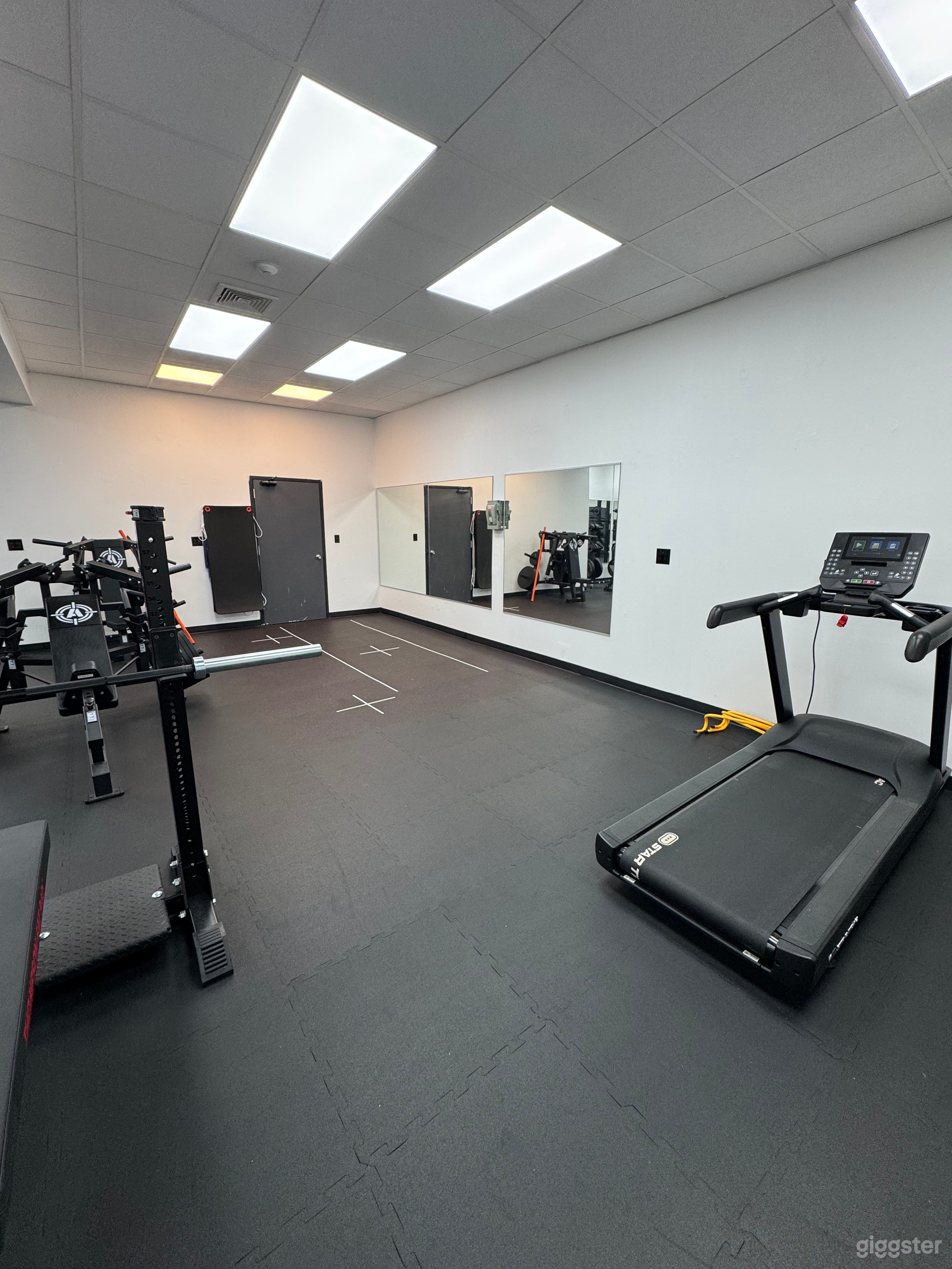 Private Strength Training Gym Photo 4