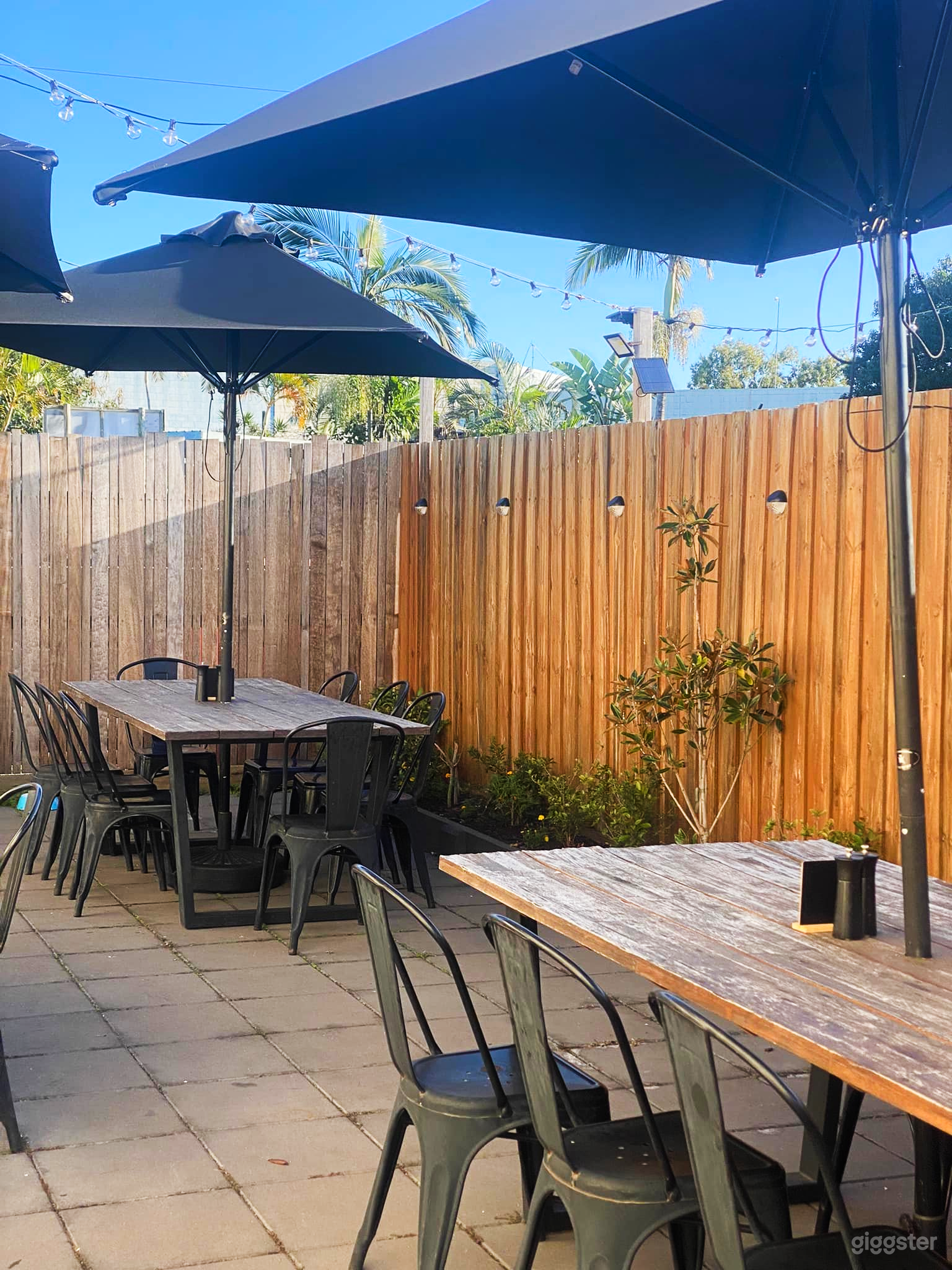 FUNCTIONS - Outdoor Photo 4