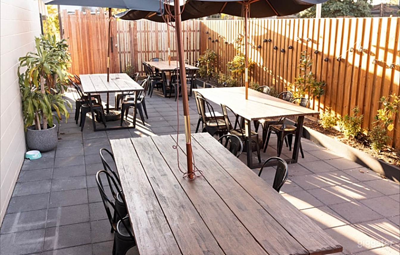 FUNCTIONS - Outdoor Photo 3