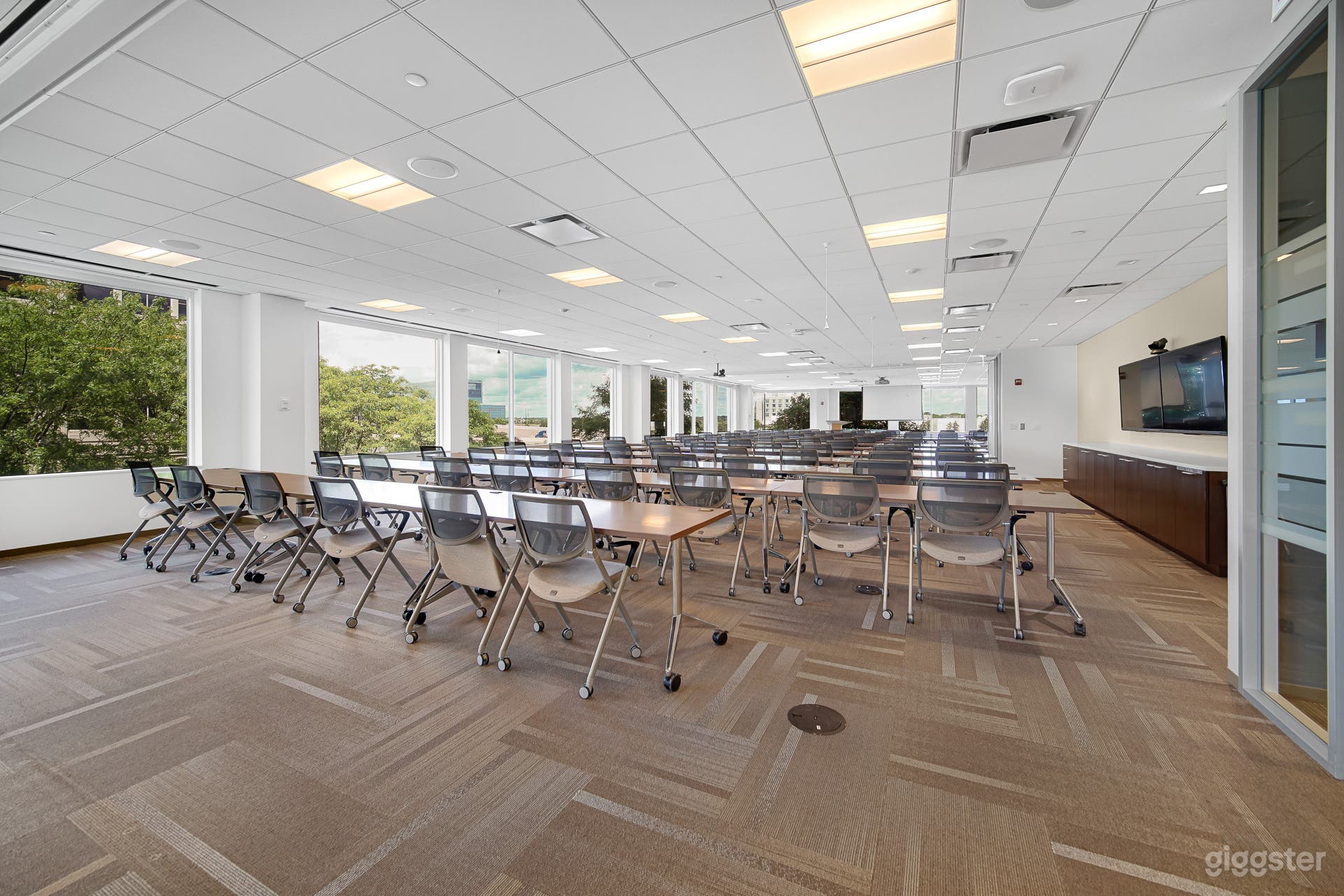 Suburban Corporate Training Room 2 Photo 3