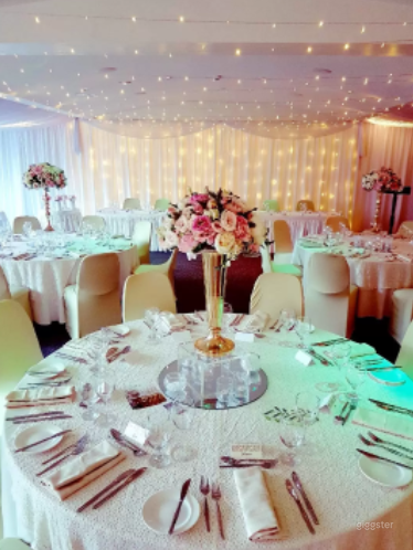 Champagne Room Photo 4