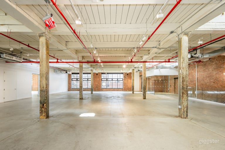 Large 350 person Industrial Loft Venue Brooklyn 