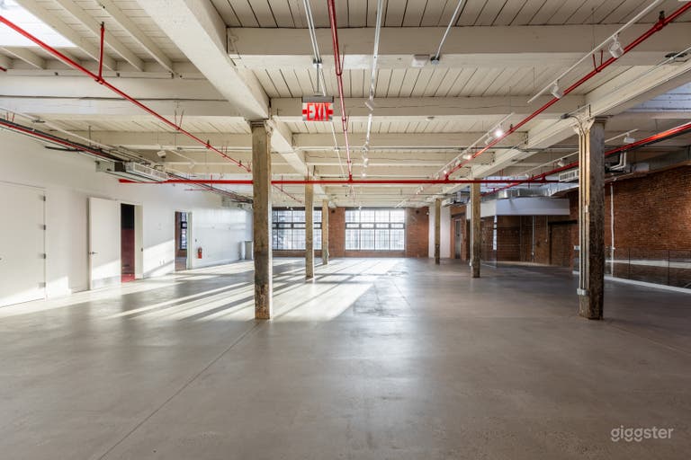  Large 350 person Industrial Loft Venue Brooklyn 