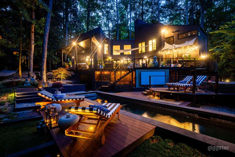  Huge Modern Bohemian Outdoor Dream Mansion 