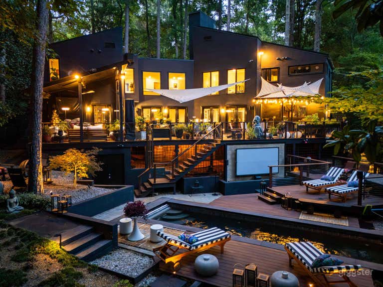  Huge Modern Bohemian Outdoor Dream Mansion 