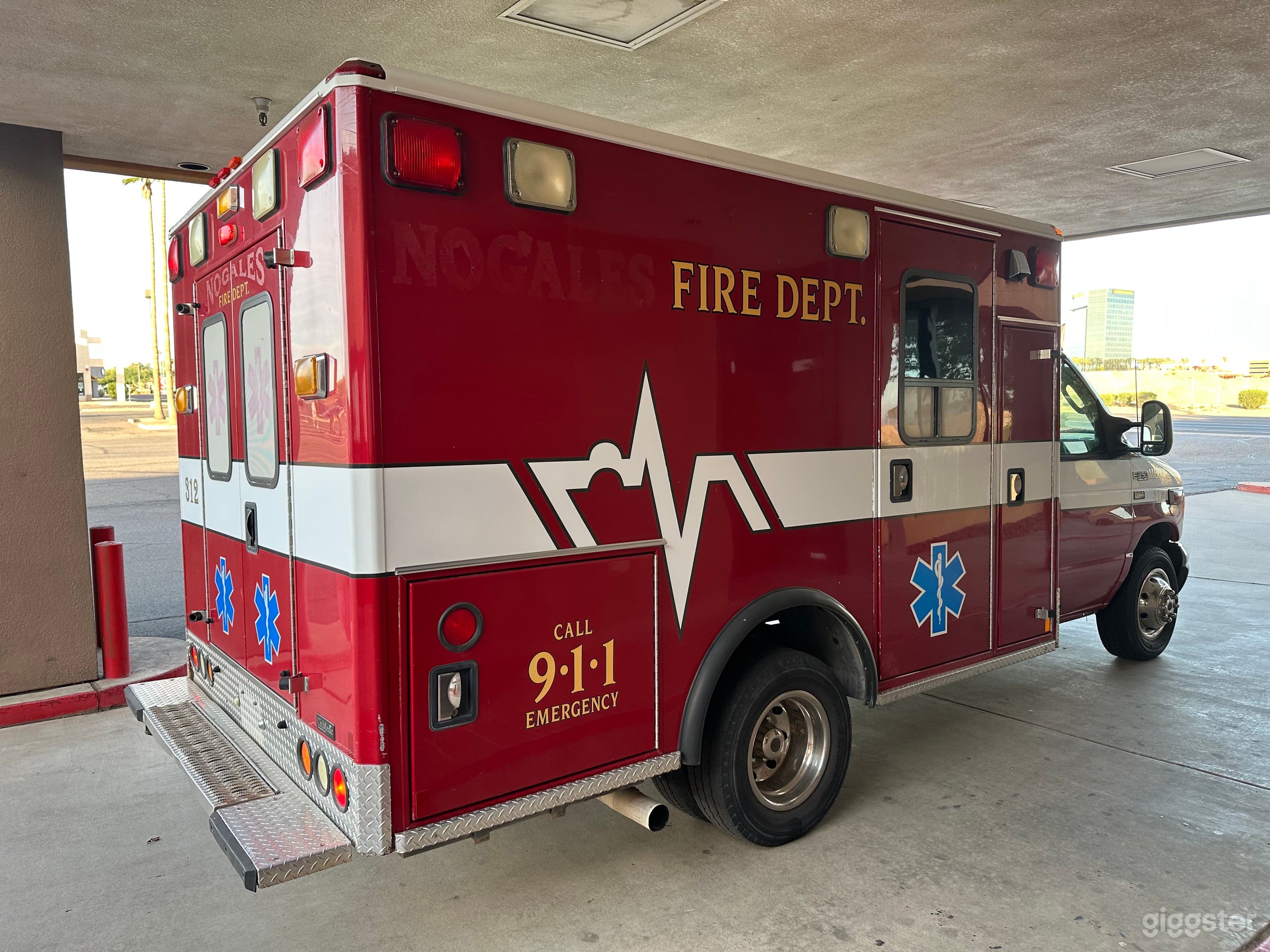 #76,158 Ambulance Emergency Fire Dept. Vehicle  Photo 3