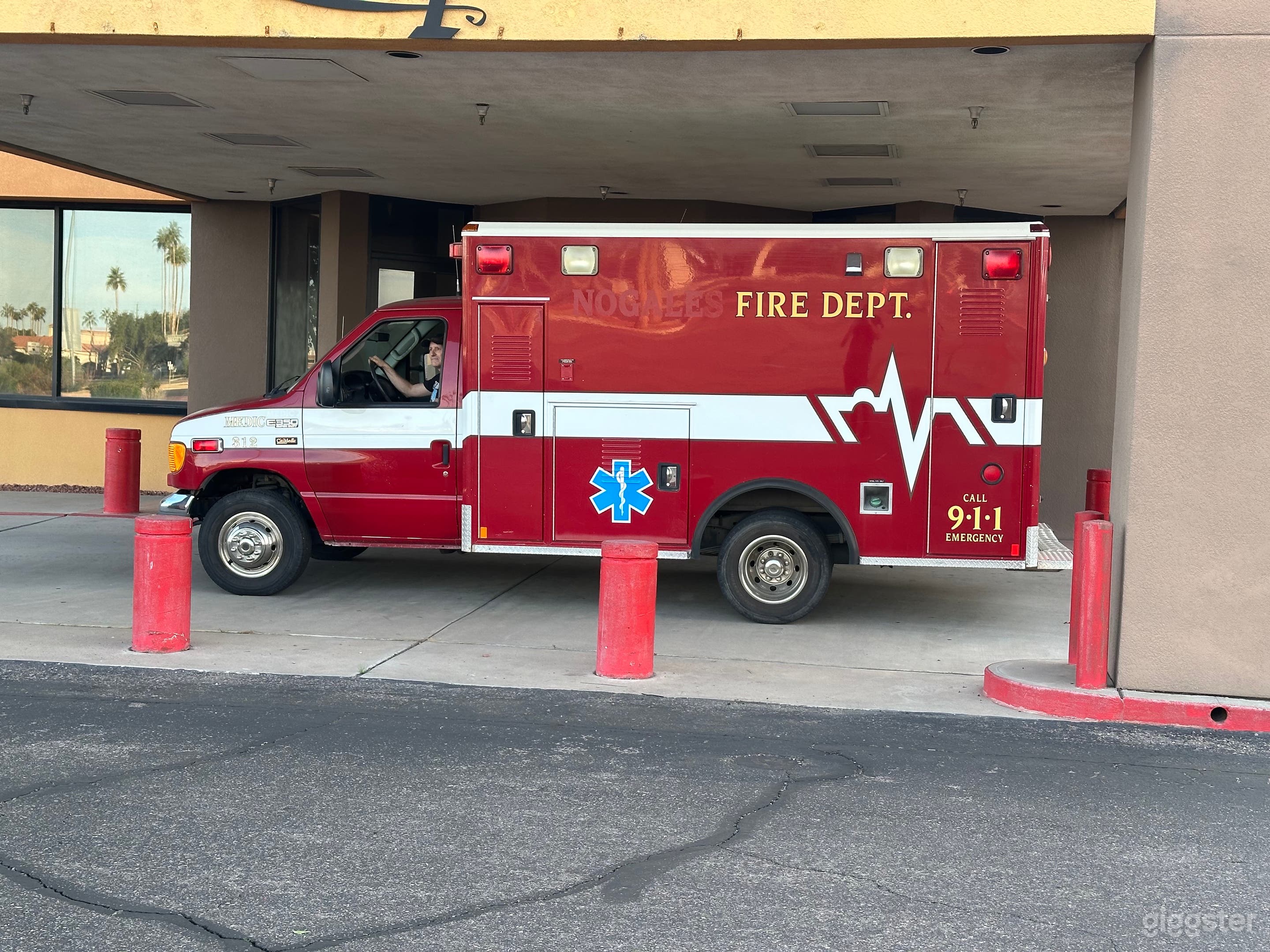 #76,158 Ambulance Emergency Fire Dept. Vehicle  Photo 1