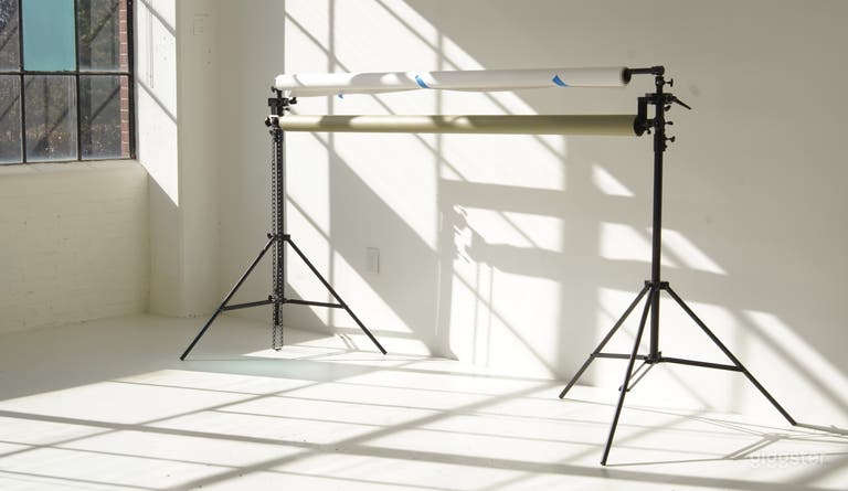  Beautiful Beltline Natural light Studio 