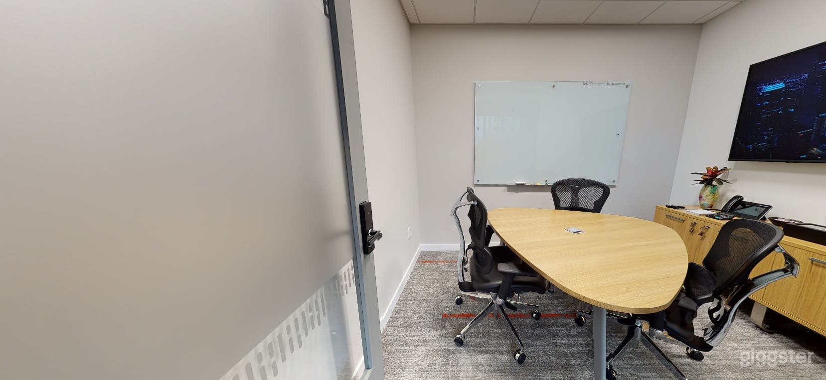 Conference Room B Photo 2