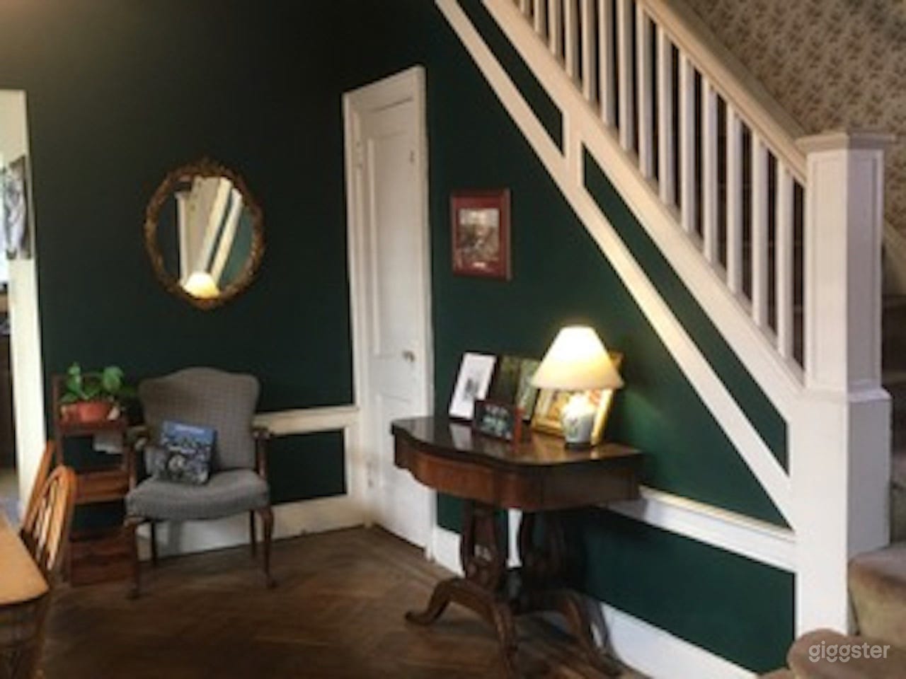 Cozy and sophisticated Brooklyn house Photo 1