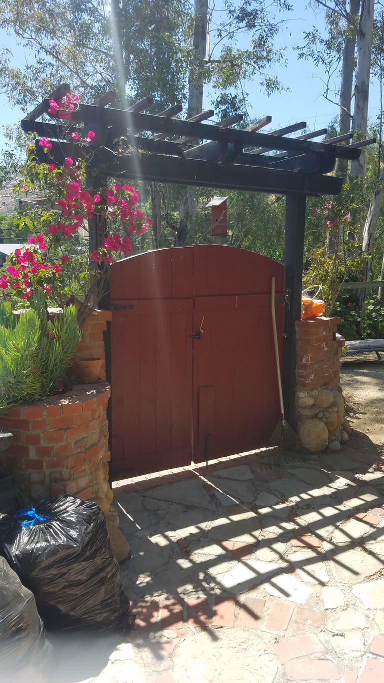  Foothill House nestled in The Knolls 