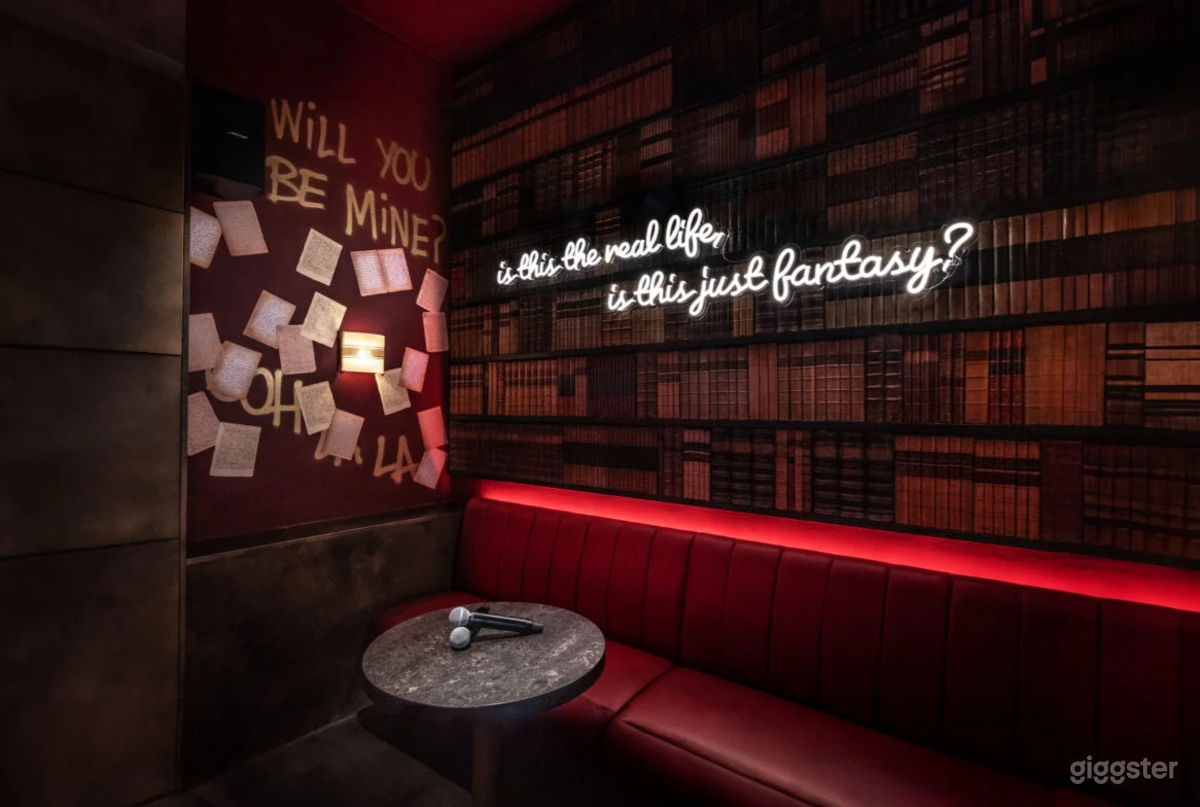 The Library Room Photo 1