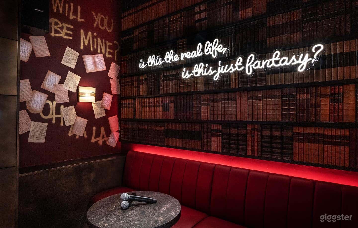 The Library Room Photo 3