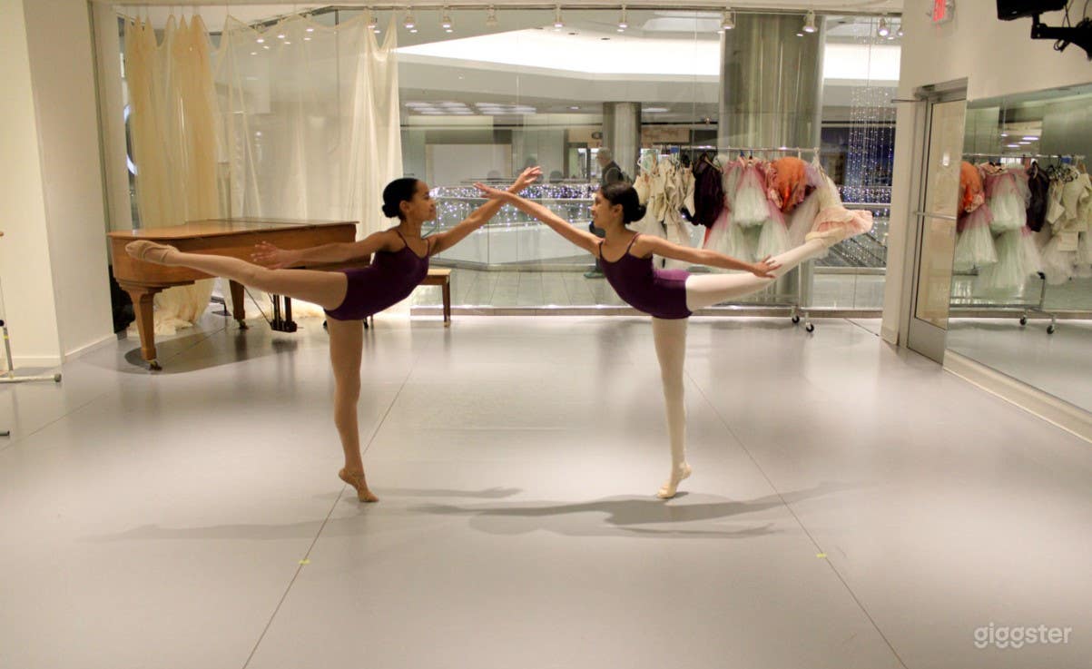 Spacious and Modern Dance Studio in Stamford Photo 1