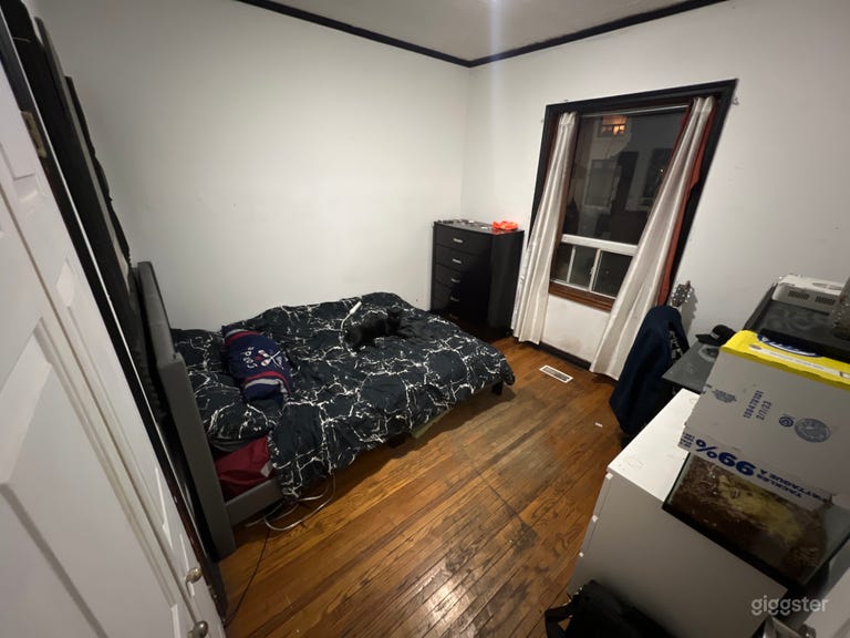  Wohnung im Erdgeschoss mit Hinterhof 