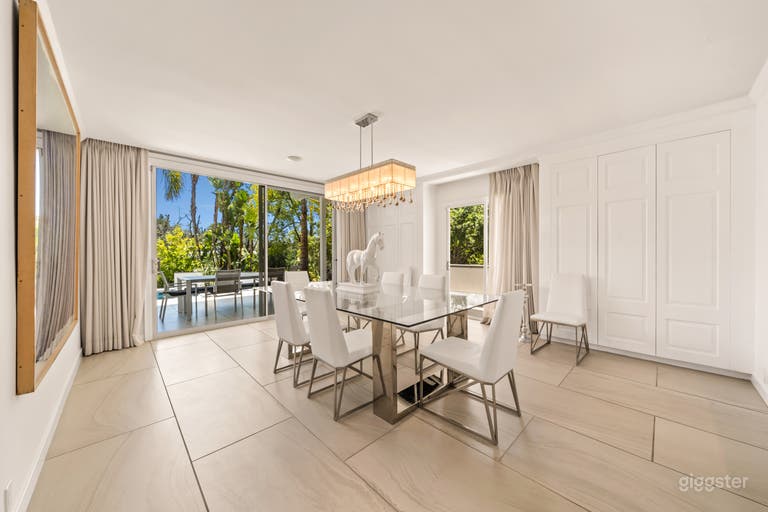  VINTAGE CANVAS: SHADOW HILL 