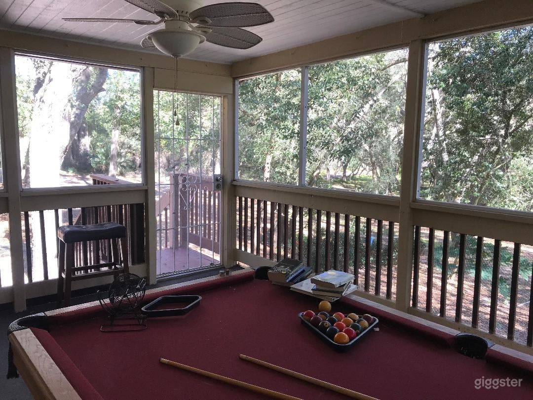 Rural-looking house in the city near Disney World Photo 2