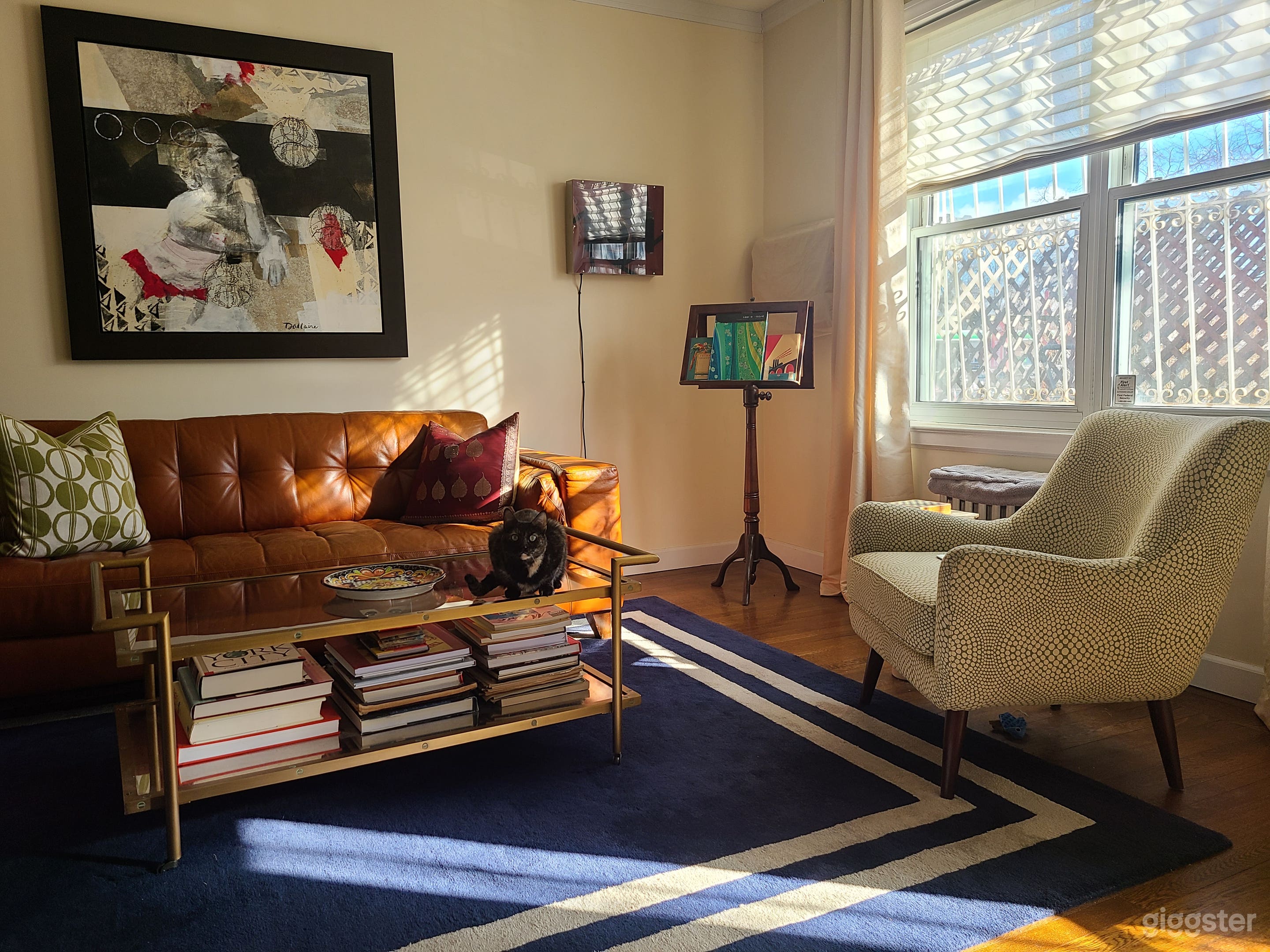 Front windows, lots of light