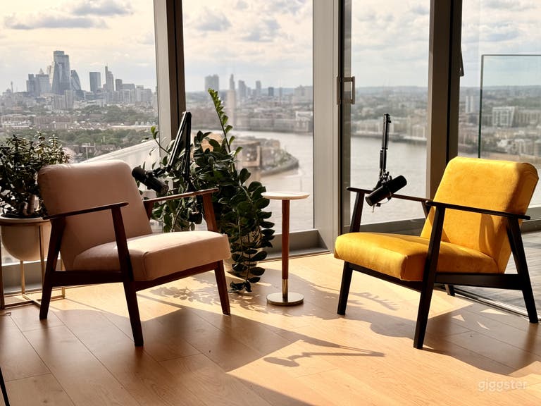  All-Inclusive Podcast Recording –Pro Video & Audio 