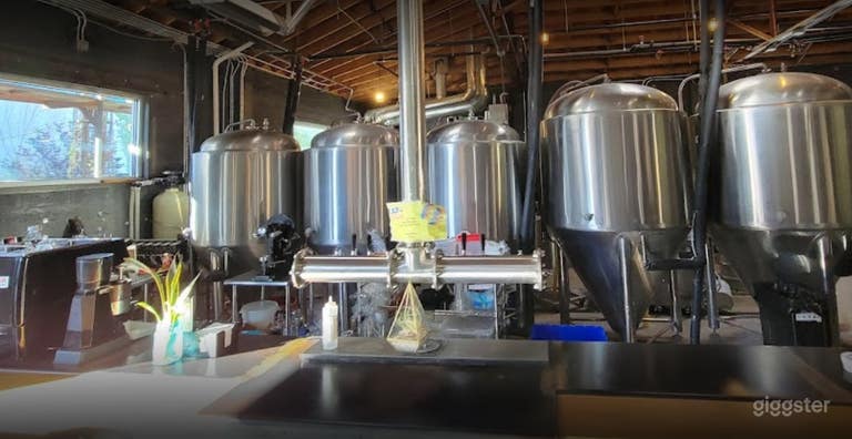  Industrial Brewpub w/ lots of space +iconic patio (Full Venue Buyout) 