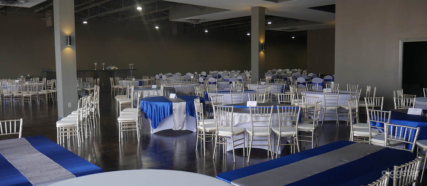 Tuxedo Ballroom corporate dinners, galas and fundraisers accommodate  up to 350 people