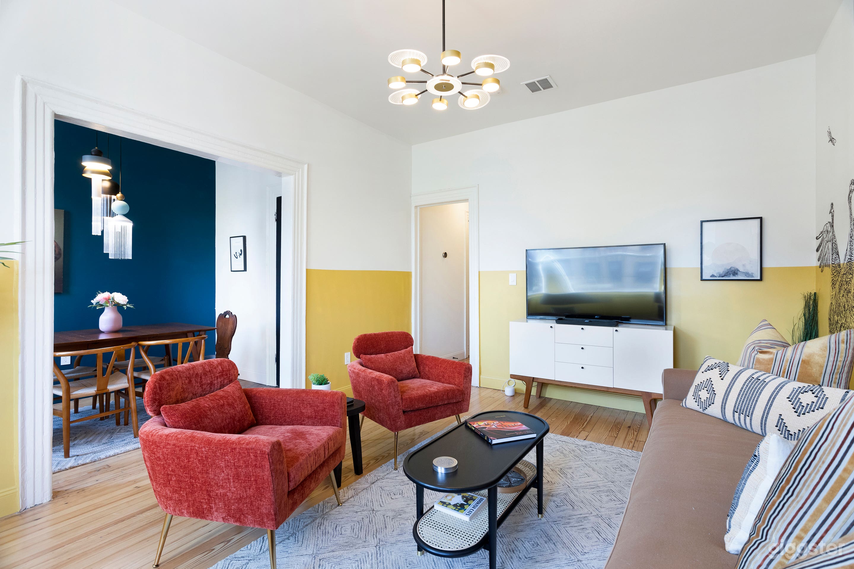 The Blue New Jersey Close to New York City Photo 2