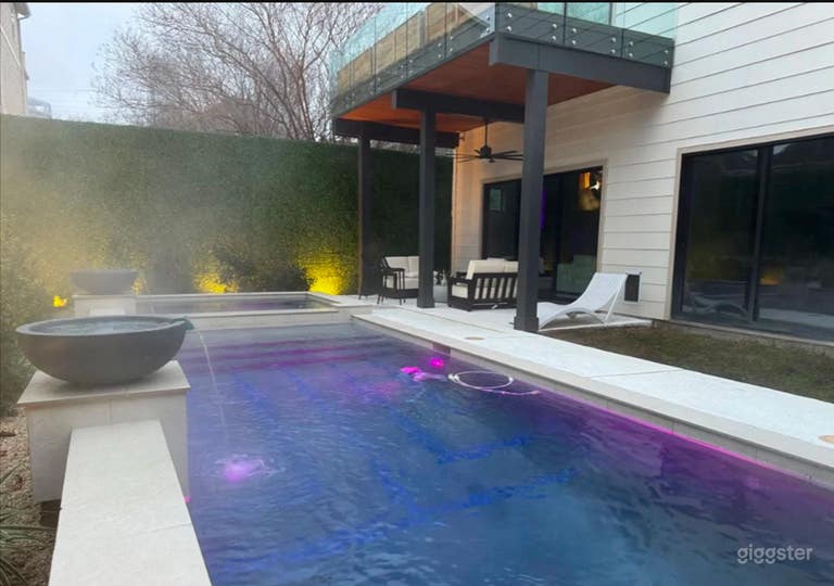  Spacious Pool in a Modern Mansion -Midtown Houston 