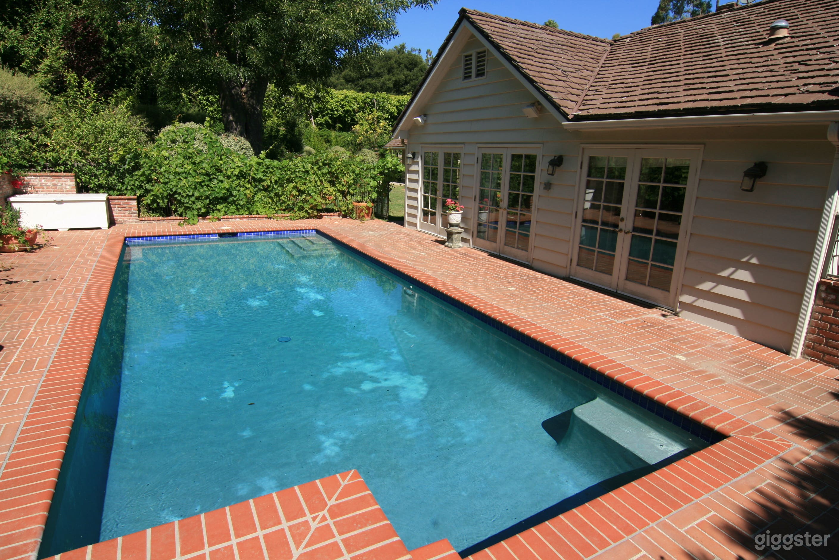 Americana No.10 Photo 1