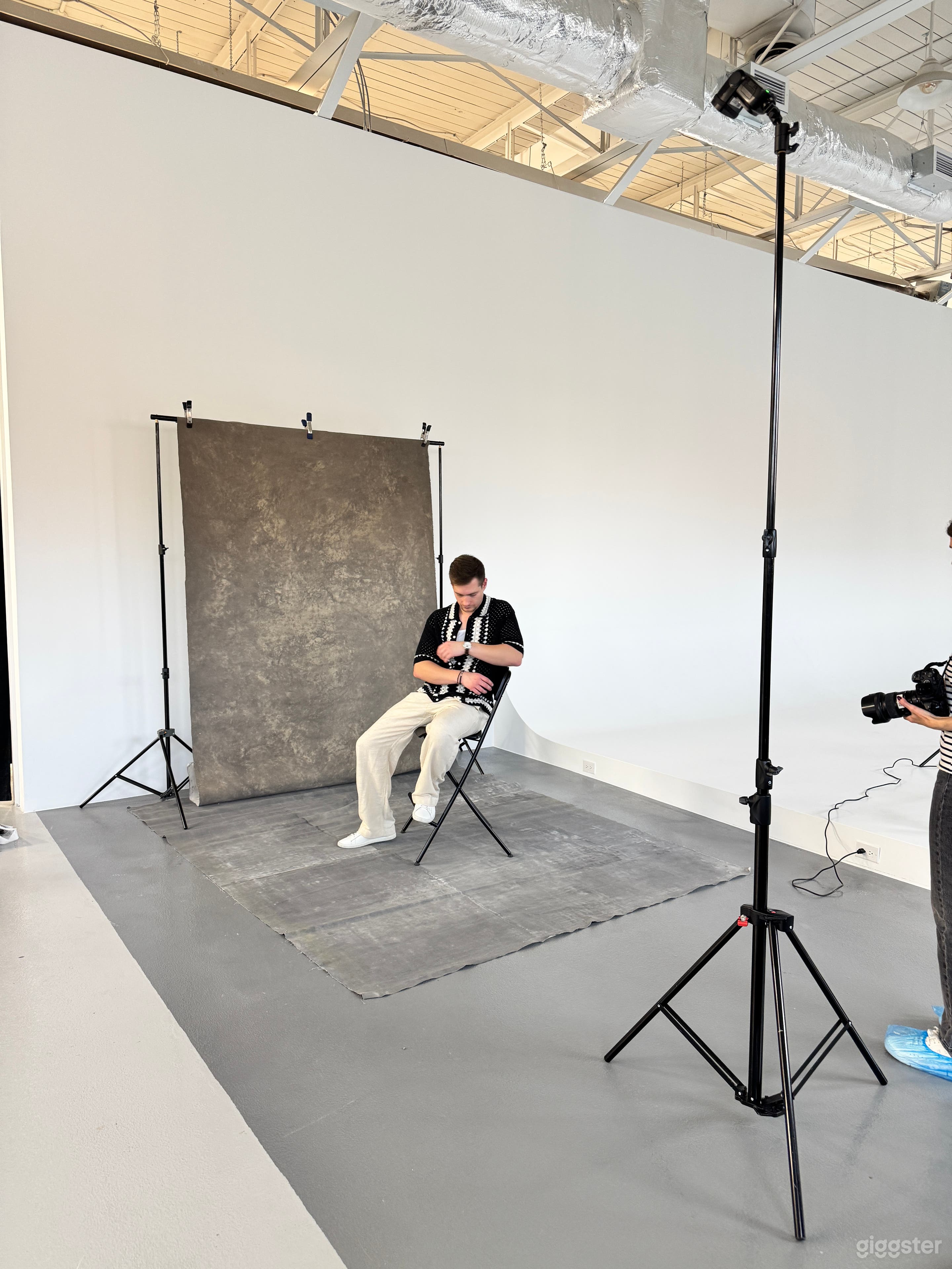 Bright Industrial Mini Studio in Toronto for Photo & Video Photo 4