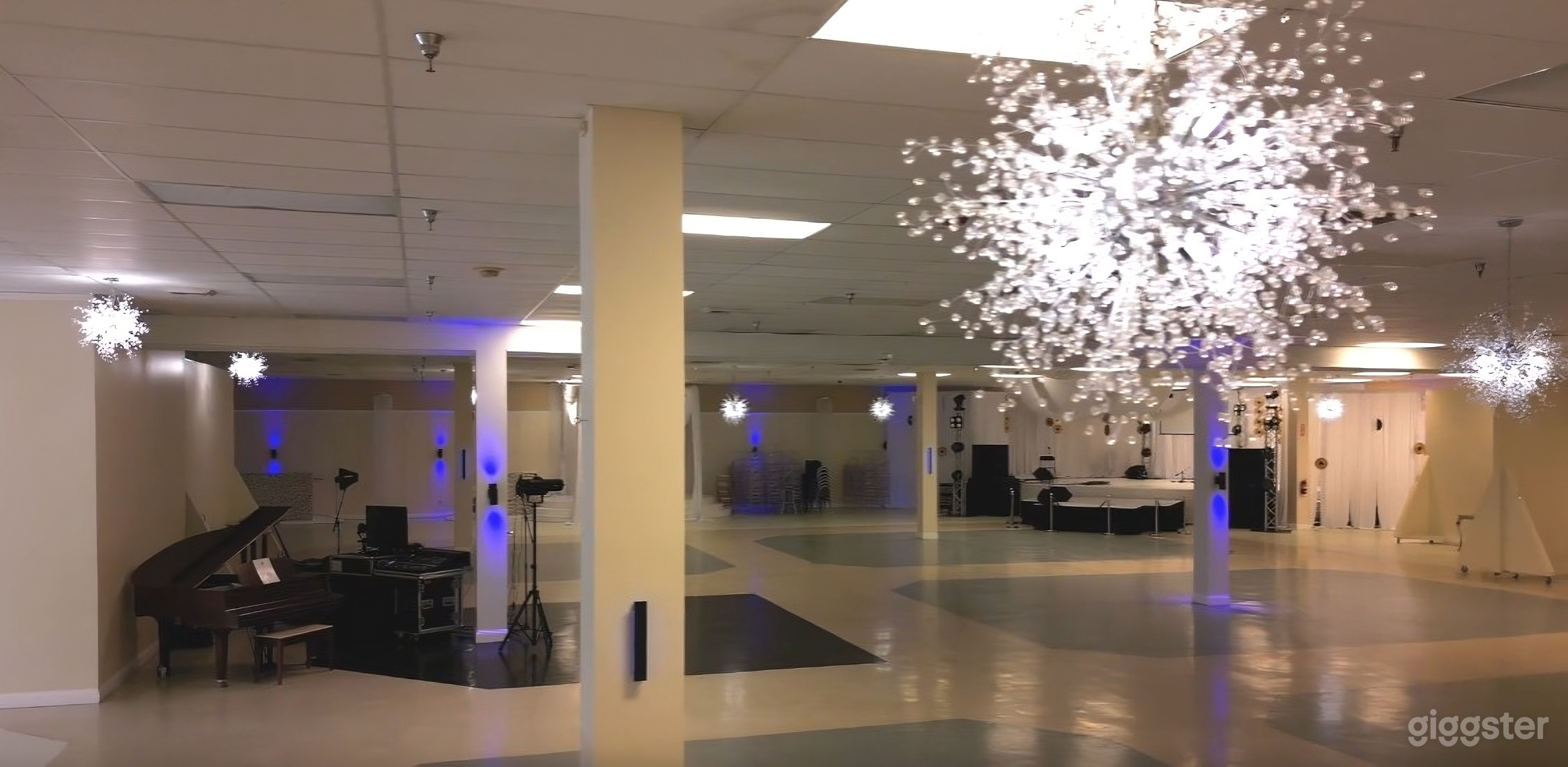 Emerald C & D Halls Combined – Event Space for 800 Guest Photo 3