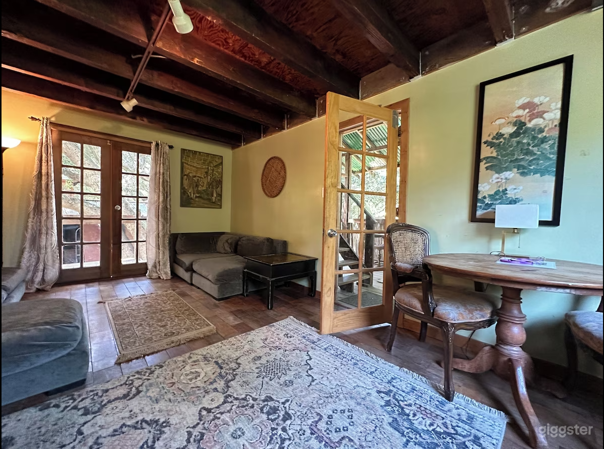 Traditional Japanese Tea House under oak trees! Photo 3