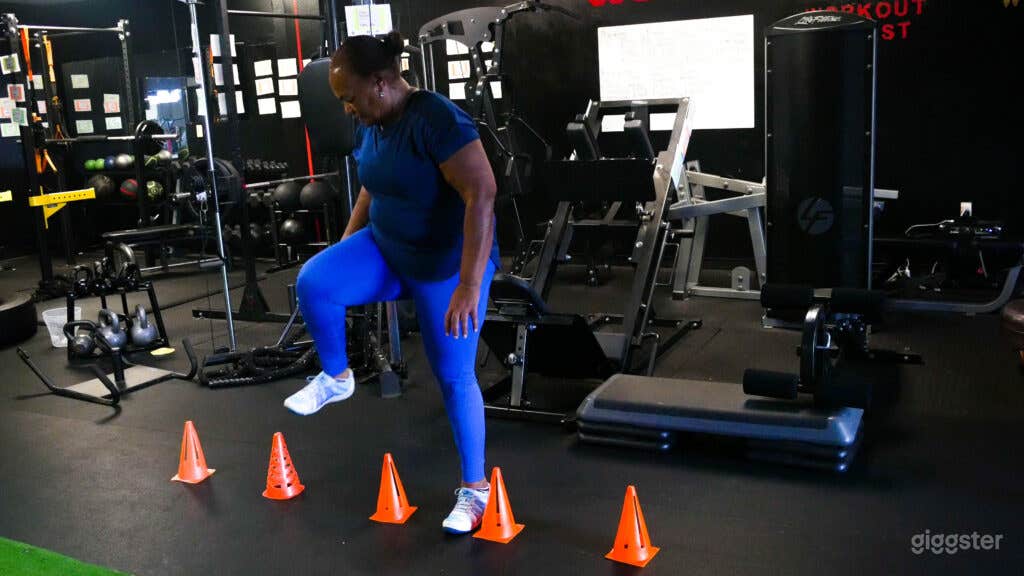 Gym in Houston for private sessions, fitness photography, and filming! Photo 1