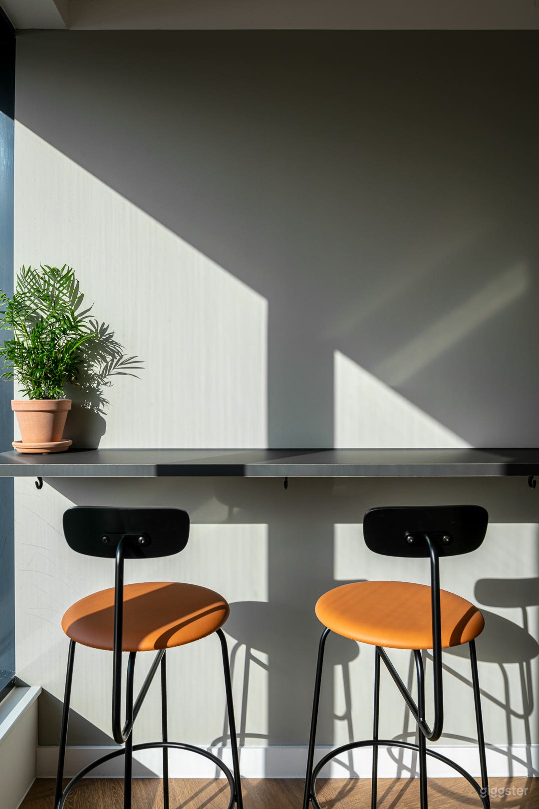 Personal Hub and Co-working Space in South London Photo 4