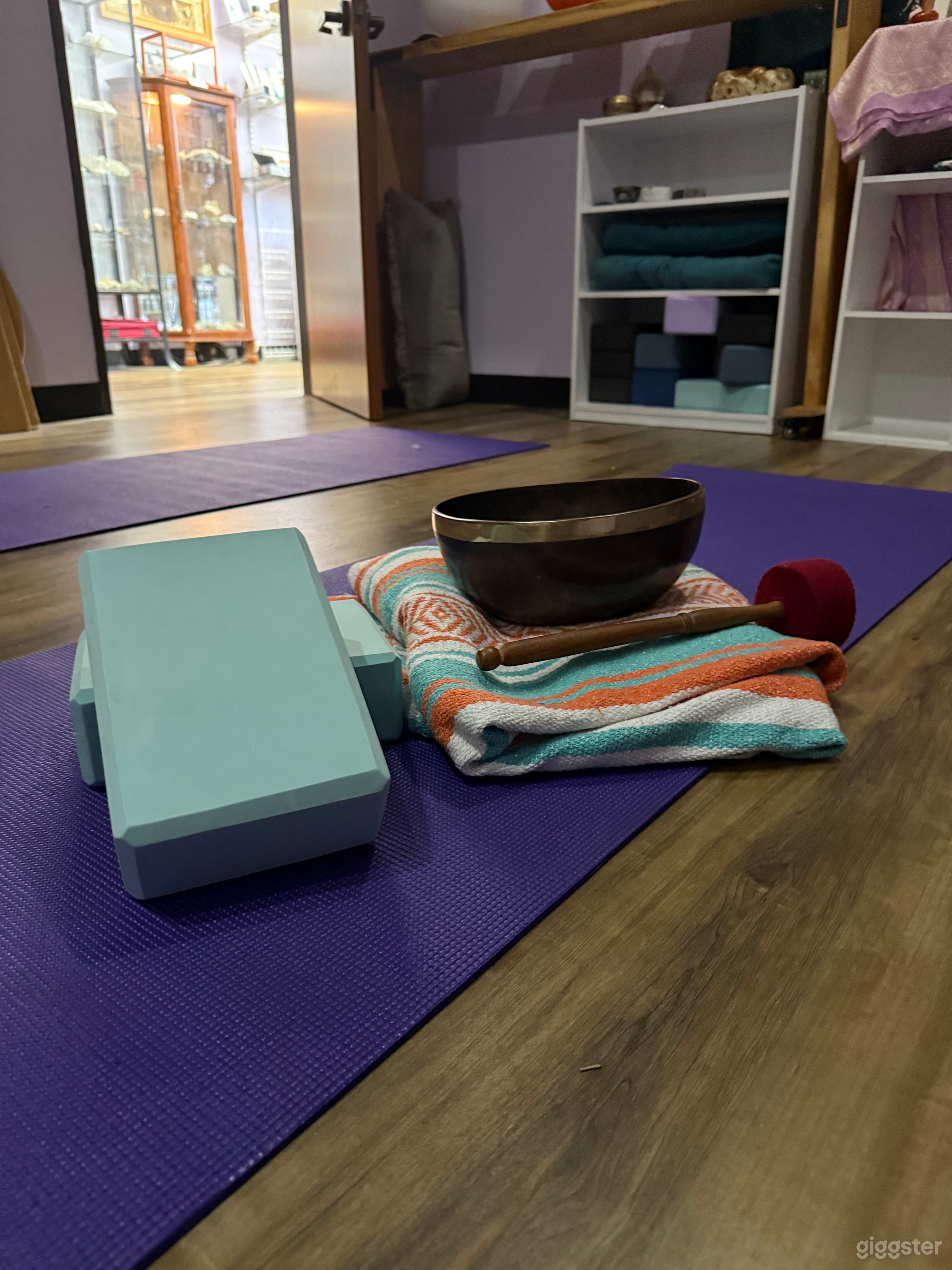 Versatile Event &amp; Wellness Space – Perfect for Yoga, Sound Healing &amp; More Photo 3