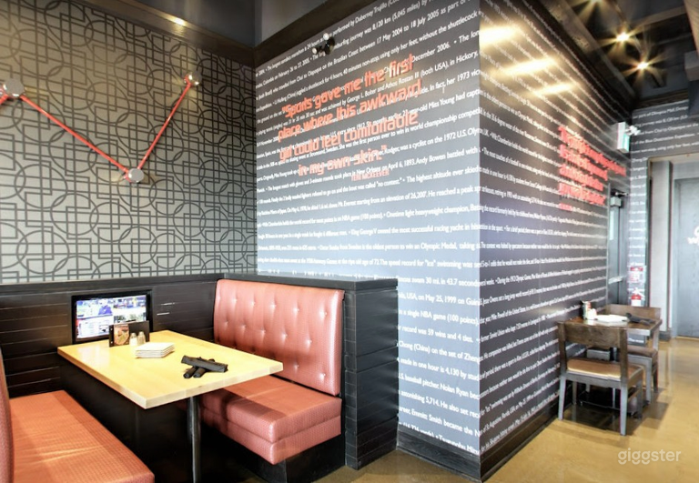  Intimate Mezzanine Lounge 