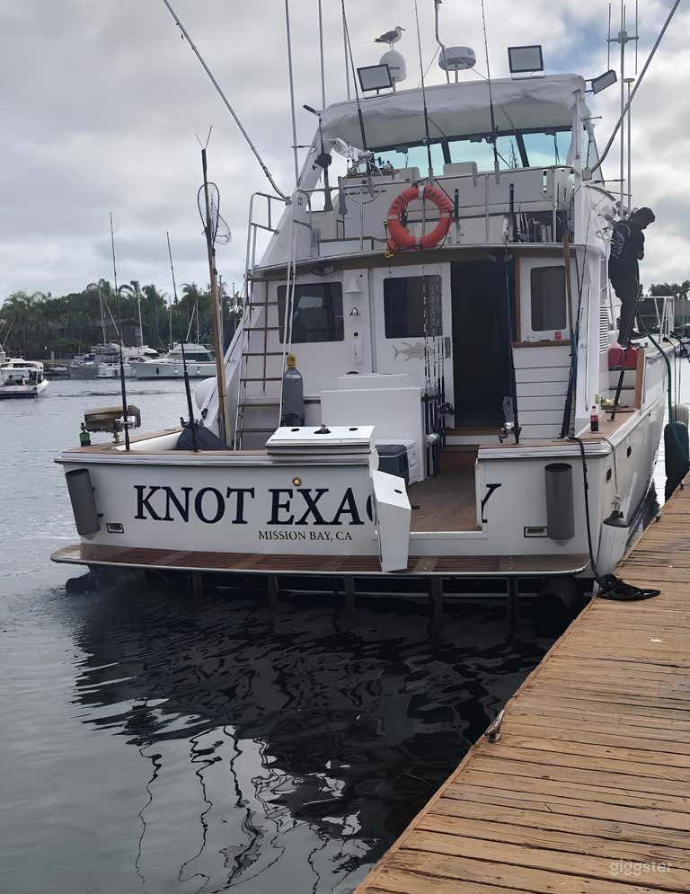  Knot Exactly 60' Bertram FISHING CHARTER 
