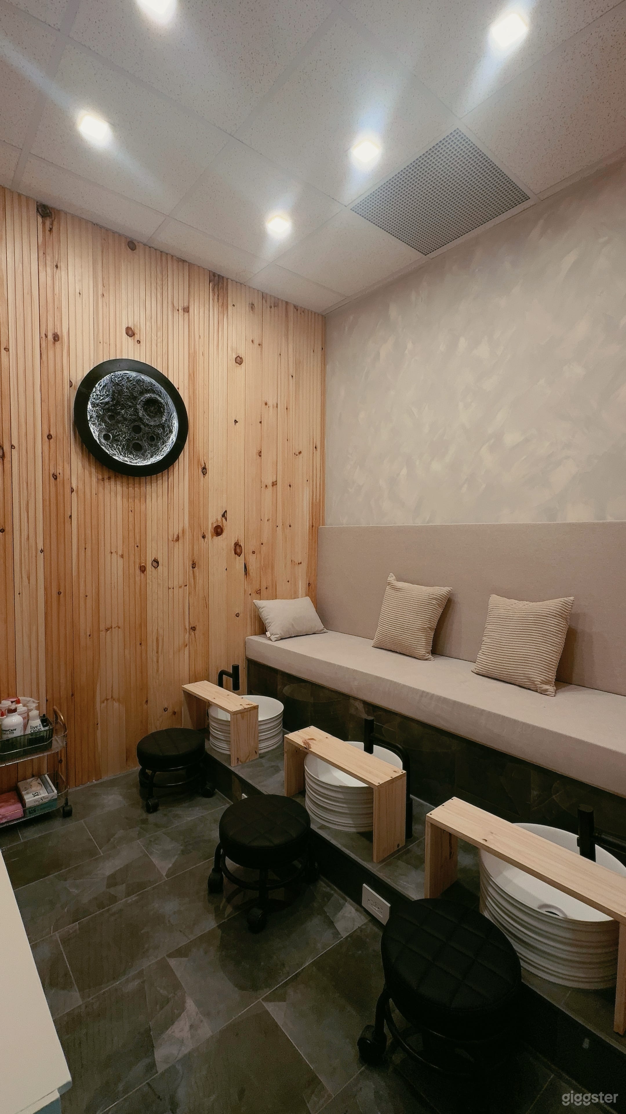 Retreat Room in Whitby Photo 4