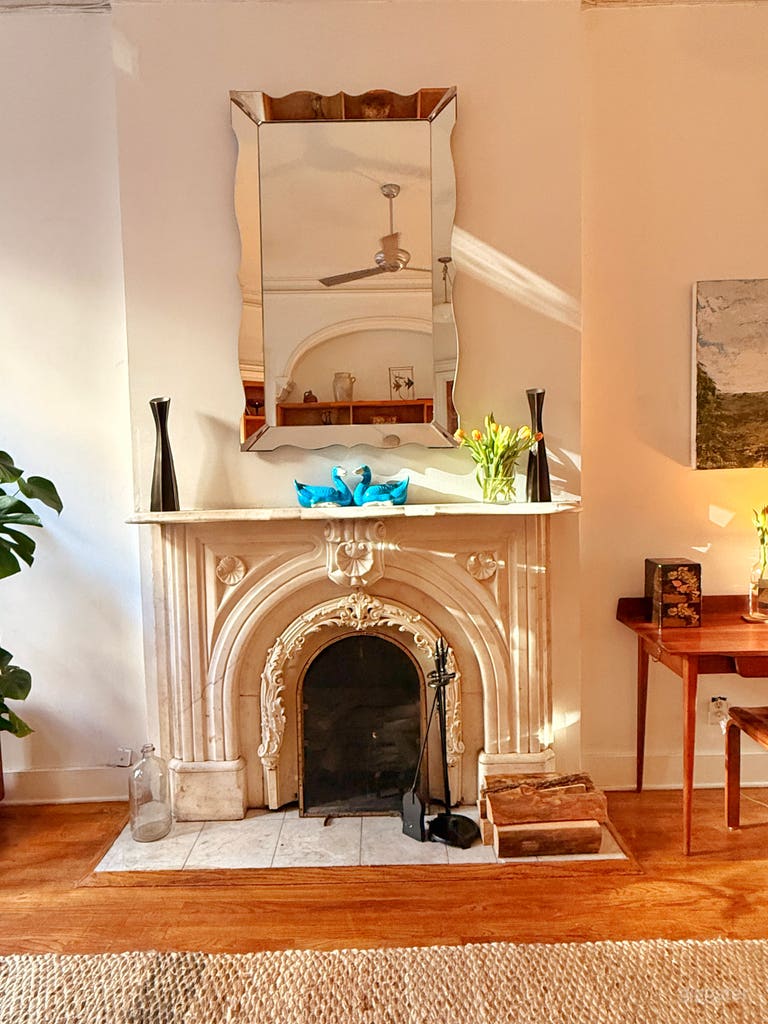  Brownstone Parlour Floor with Large Patio 